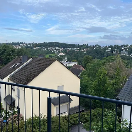 Apartment Modern Stylish 10 Min Near Messe Schwalbach am Taunus