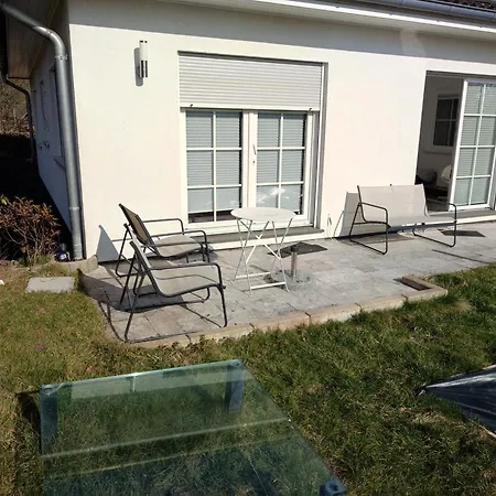 Modern Stylish 10 Min Near Messe Apartment