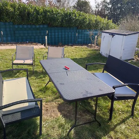 Modern Stylish 10 Min Near Messe Apartment Schwalbach am Taunus
