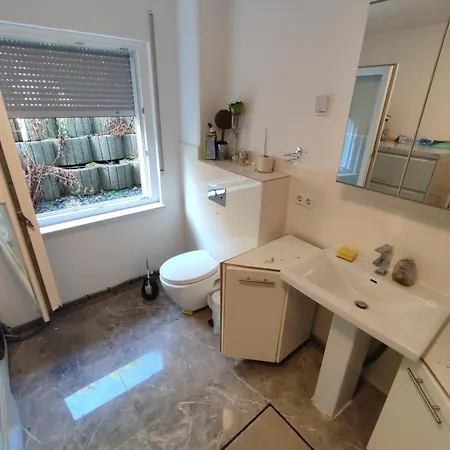 Modern Stylish 10 Min Near Messe Schwalbach am Taunus