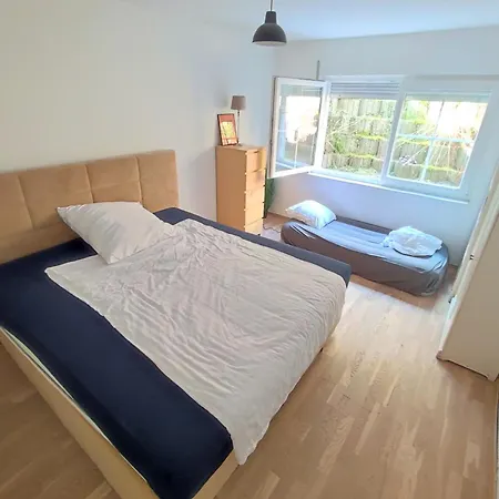 Modern Stylish 10 Min Near Messe Apartment Schwalbach am Taunus